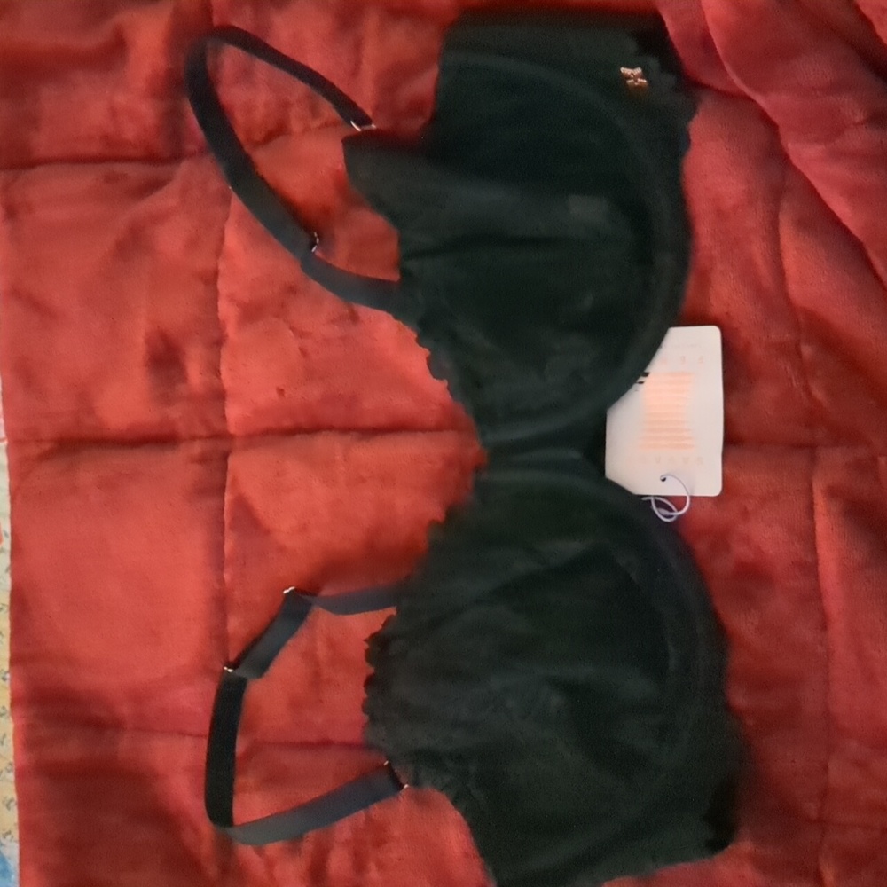 NWT Savage X Fenty Black Unlined Lace Bra